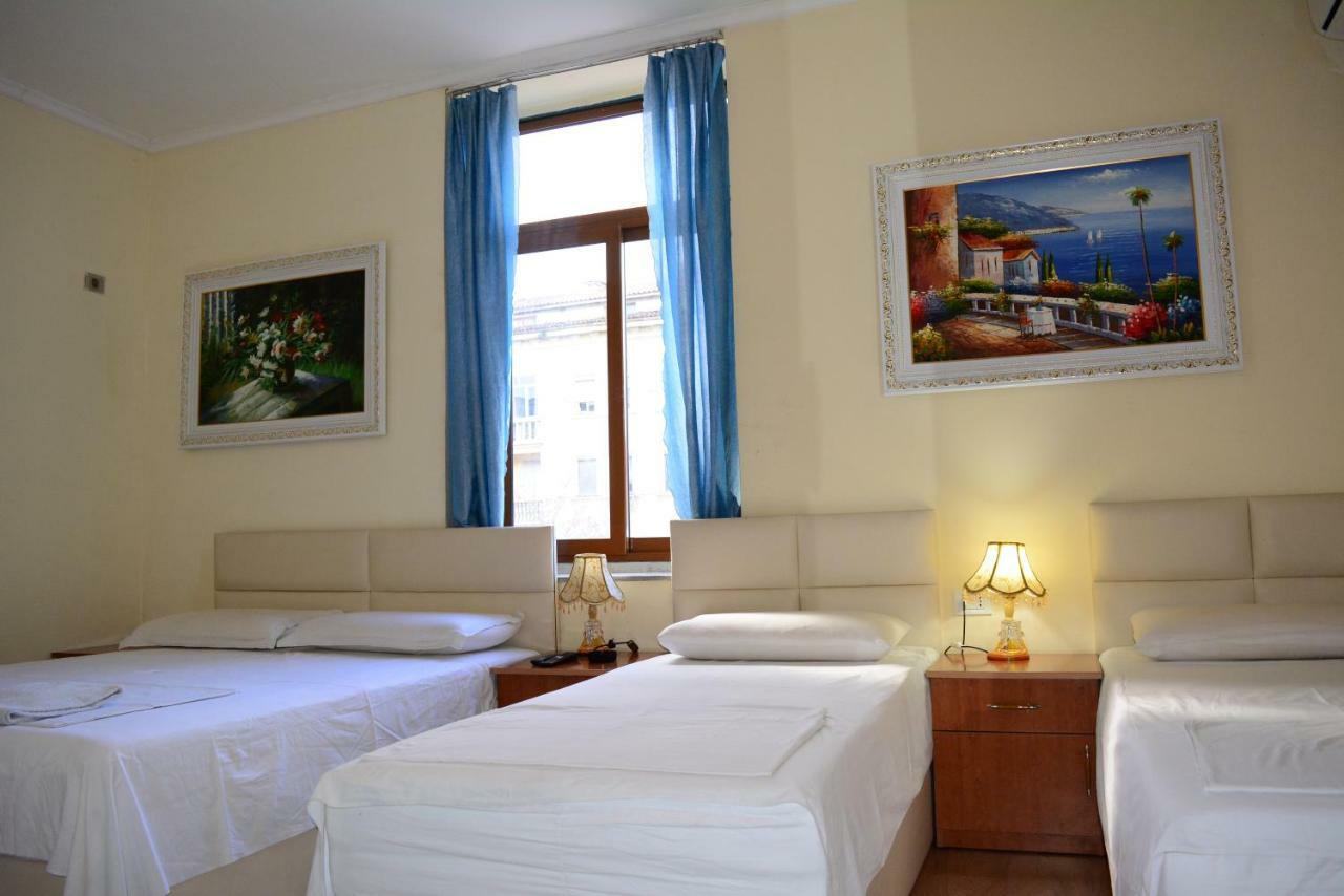 Hotel Republika 티라나 외부 사진